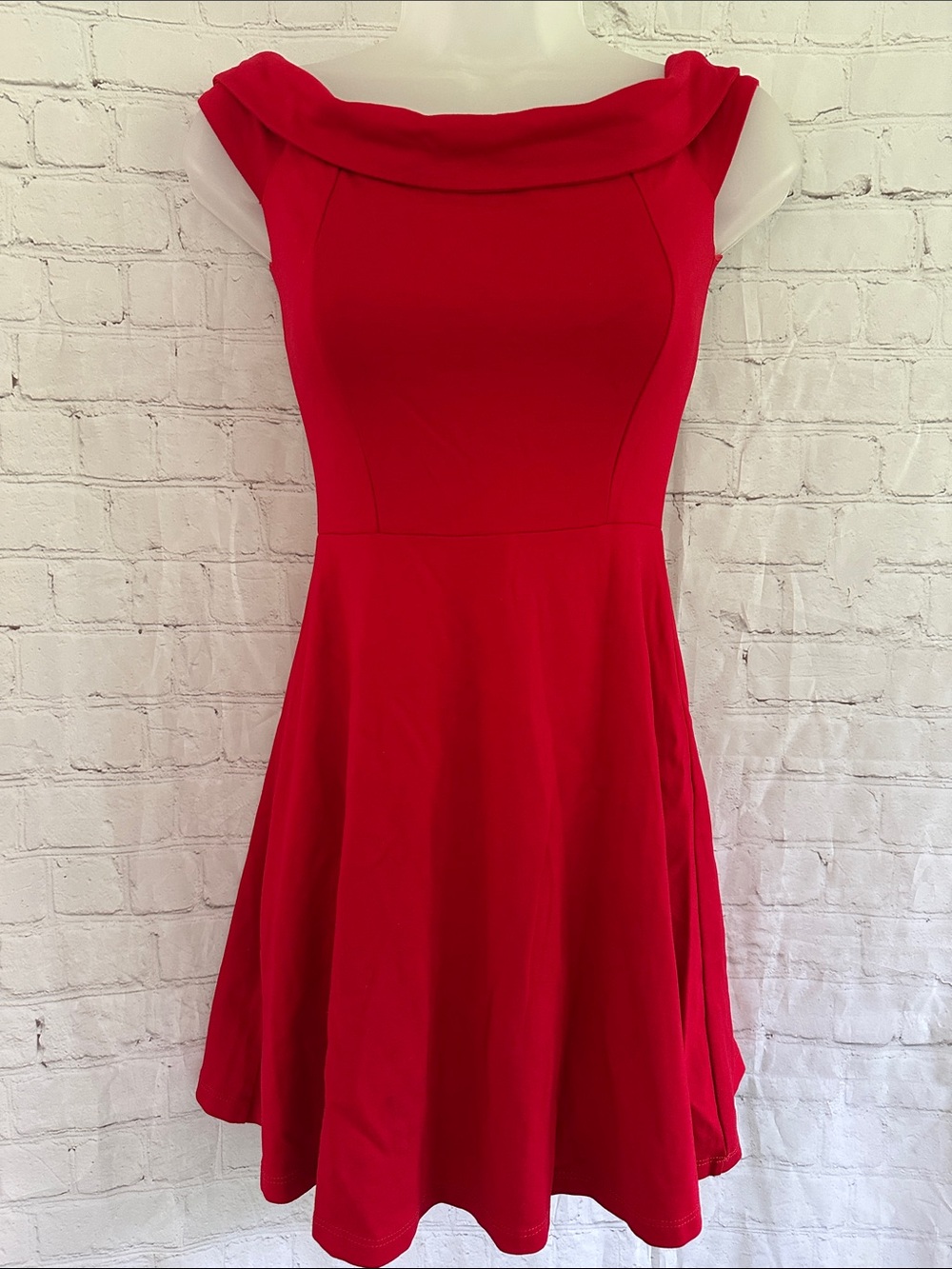 Lulu’s Red Fit-and-Flare Women's Dress size XS